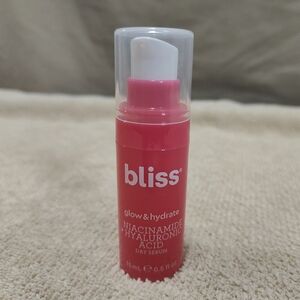 Bliss NEW Glow & Hydrate Niacinamide + Hyaluronic Acid Day Serum